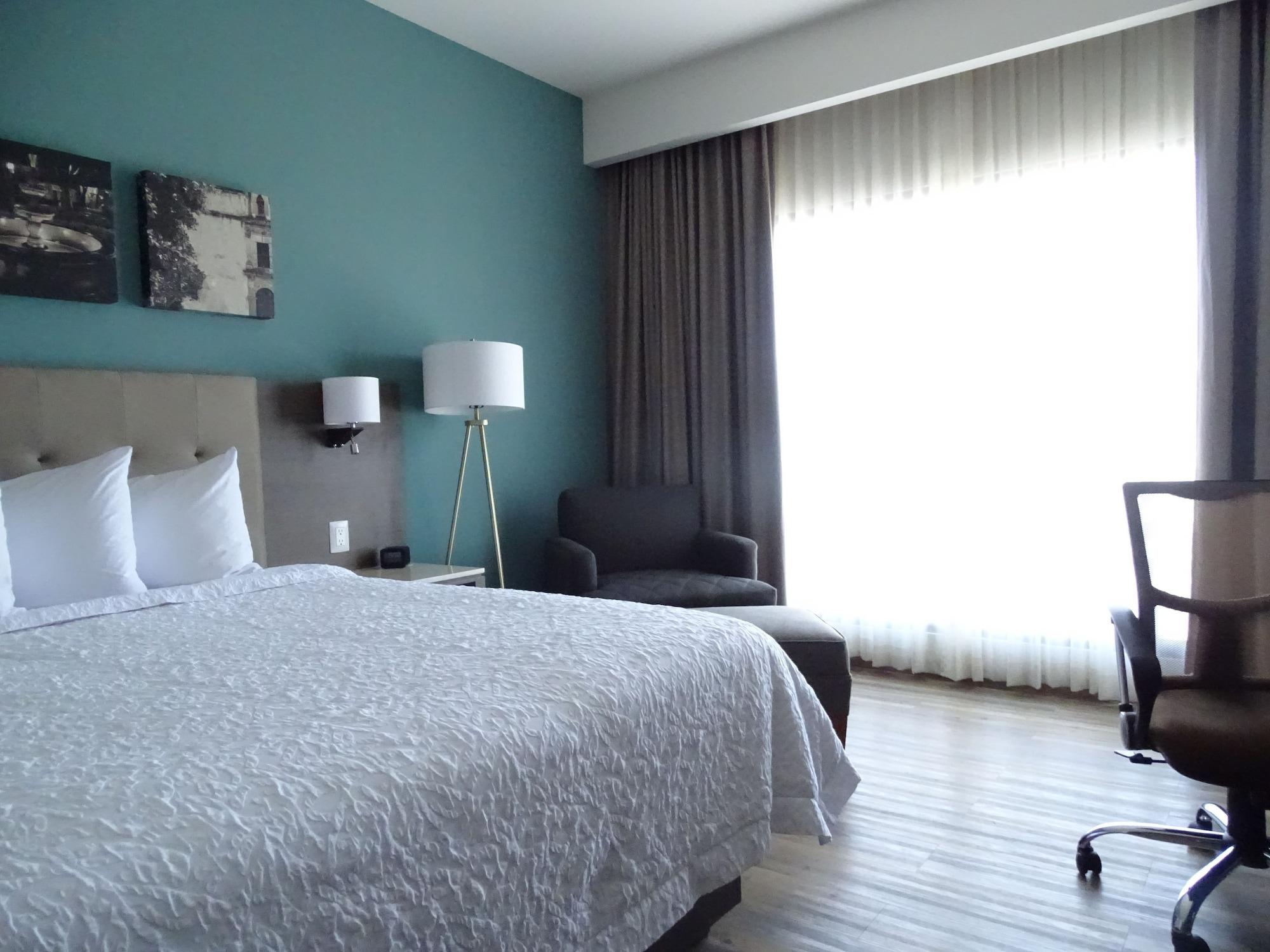 Hampton Inn By Hilton Celaya Celaya  Extérieur photo