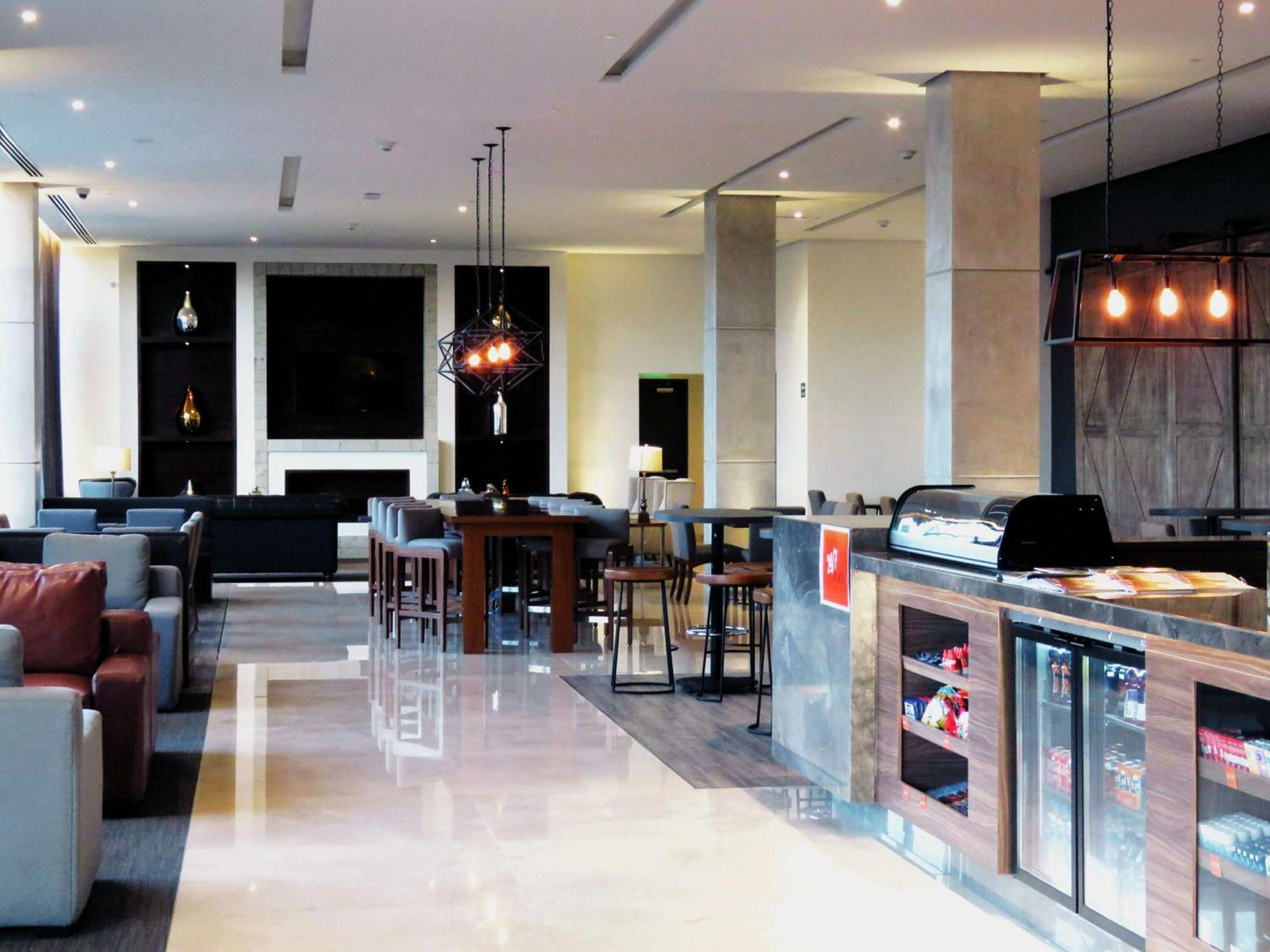 Hampton Inn By Hilton Celaya Celaya  Extérieur photo