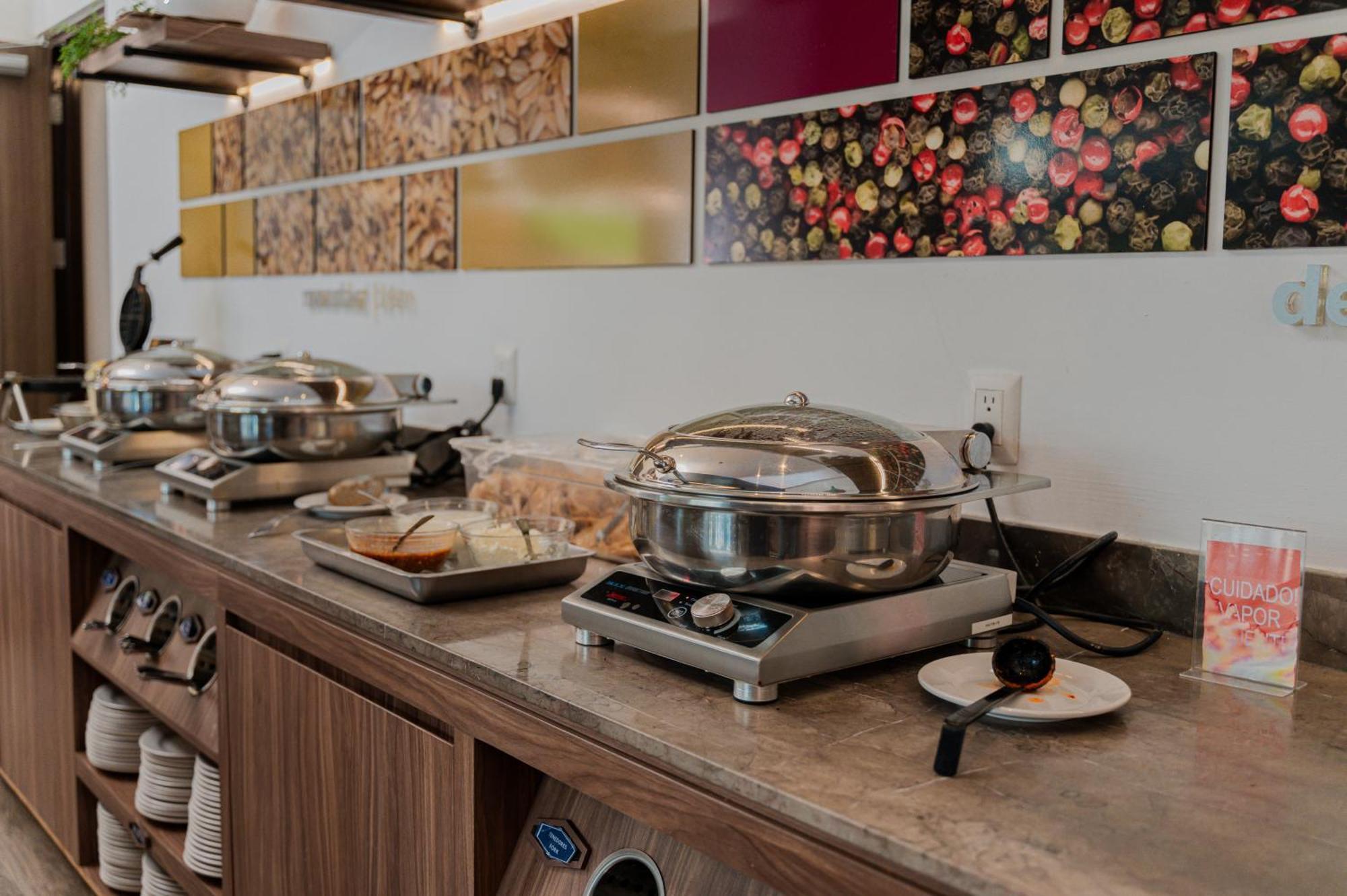 Hampton Inn By Hilton Celaya Celaya  Extérieur photo