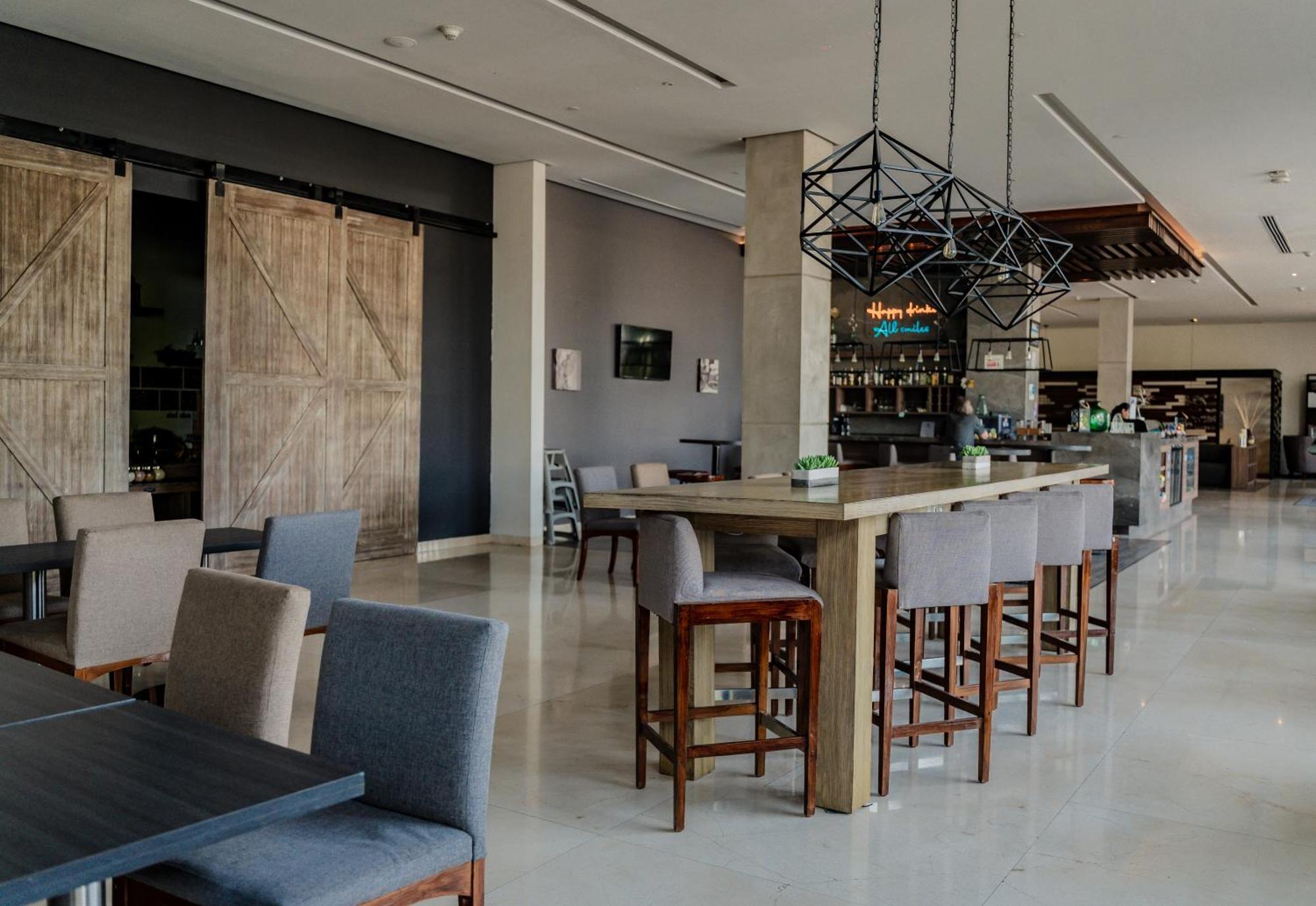 Hampton Inn By Hilton Celaya Celaya  Extérieur photo