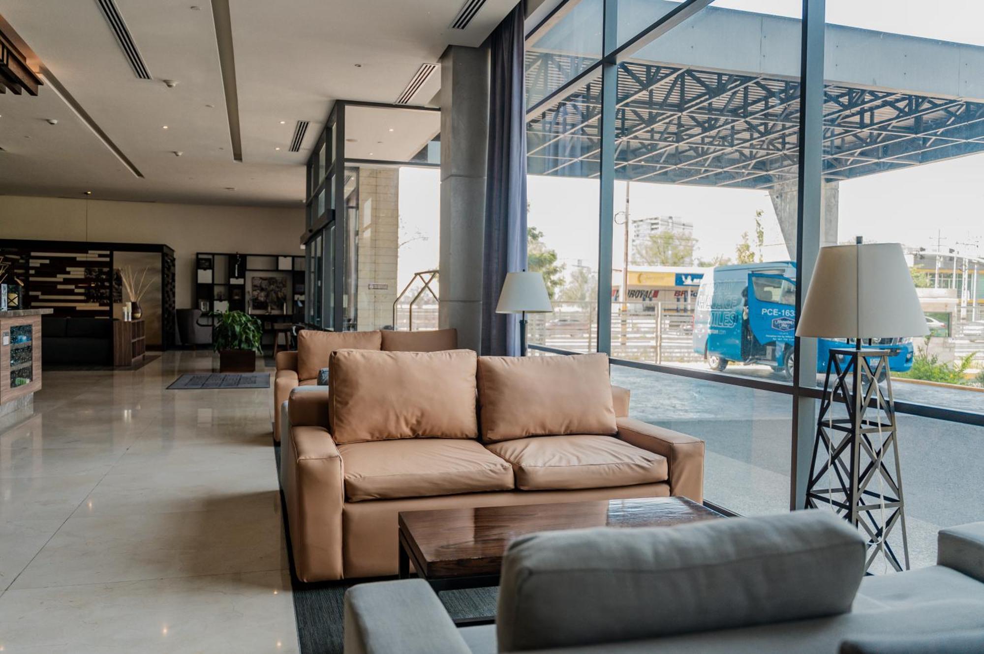 Hampton Inn By Hilton Celaya Celaya  Extérieur photo