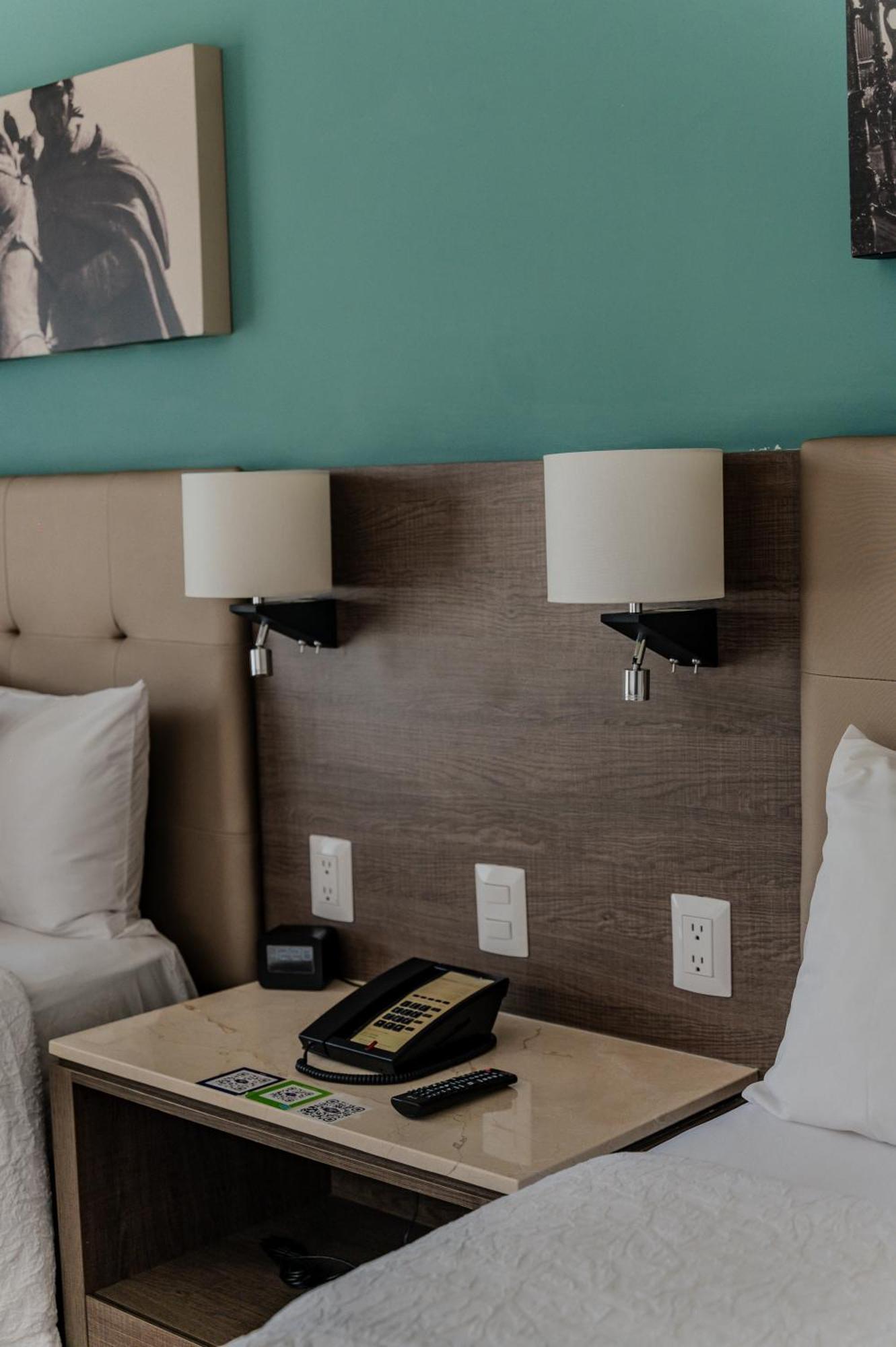 Hampton Inn By Hilton Celaya Celaya  Extérieur photo